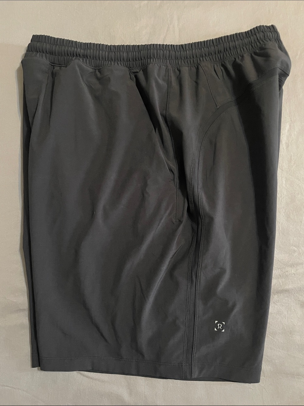 Men's Lululemon Pace Breaker Lined Shorts - Picture 6 of 6